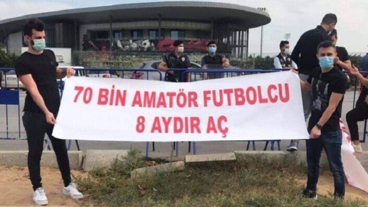 Futbolcular çözüm bekliyor: Gündelik işlerde çalışıyoruz