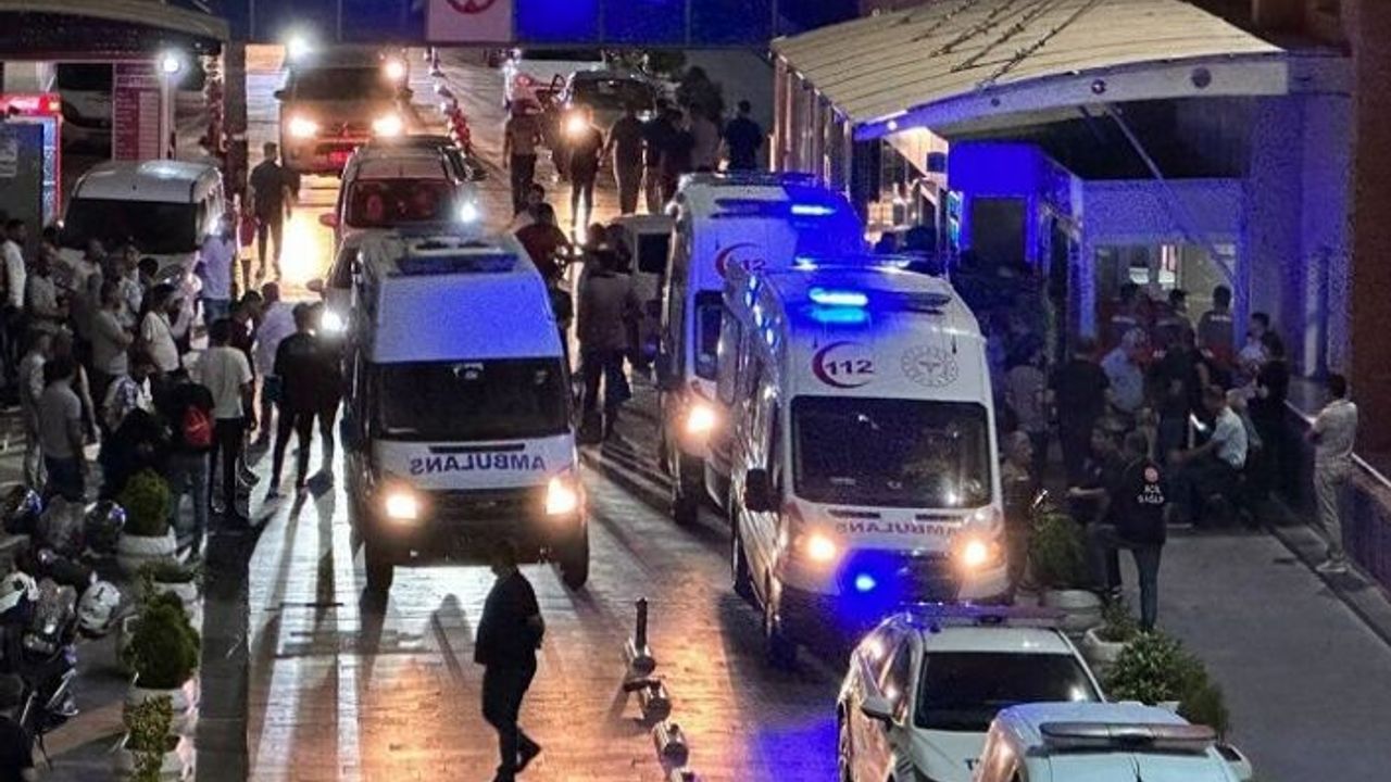 İki aile arasında çııkan kavgada 41 kişi yaralandı