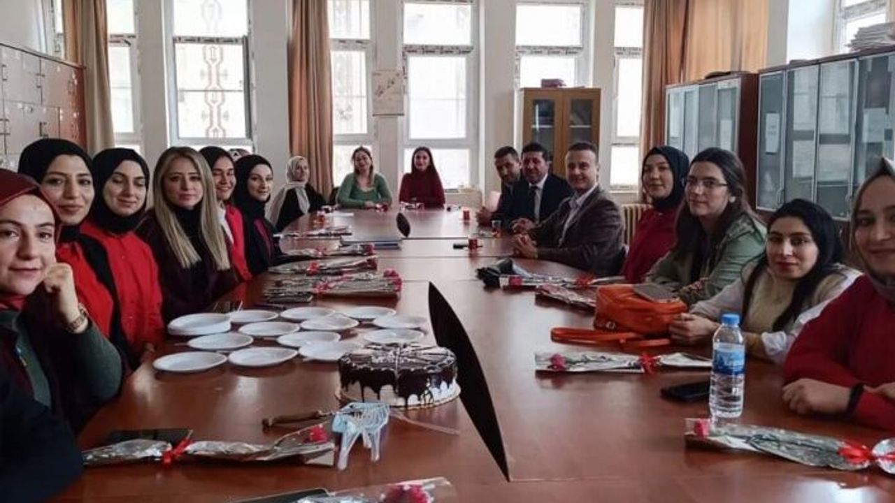 Kaymakam Adıgüzel'in okul ziyaretleri devam ediyor