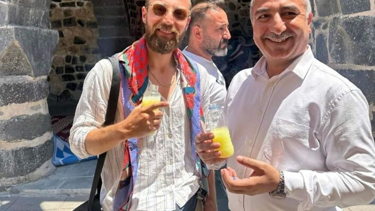 Sağlık Sen Cizre'ye gelen türistlere ilgi gösterdi