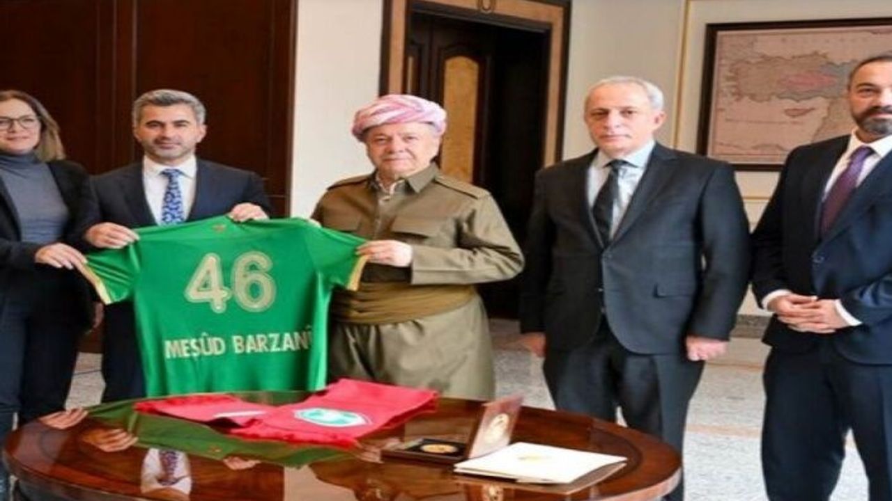 Amed Spor yönetimi Mesut Barzani’yi ziyaret etti