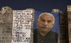 Diyarbakır Surlarına Abdullah Öcalan posteri asıldı