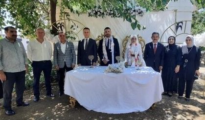 Yağan ve Diri ailesinin mutlu günü