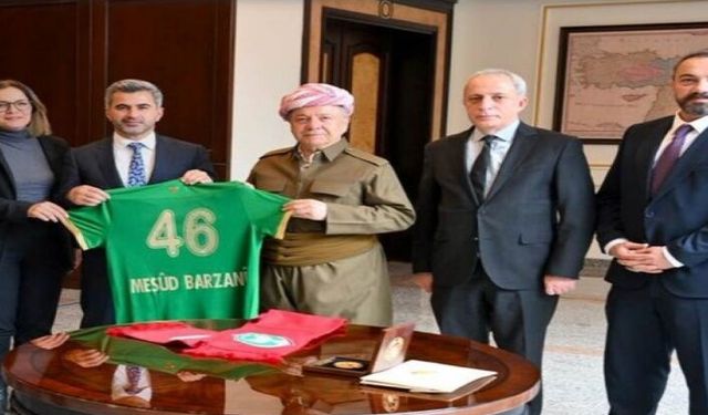 Amed Spor yönetimi Mesut Barzani’yi ziyaret etti