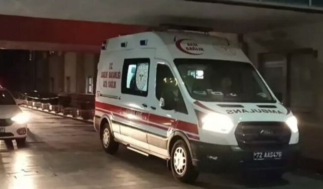 Genç Kız Babasını öldürdü