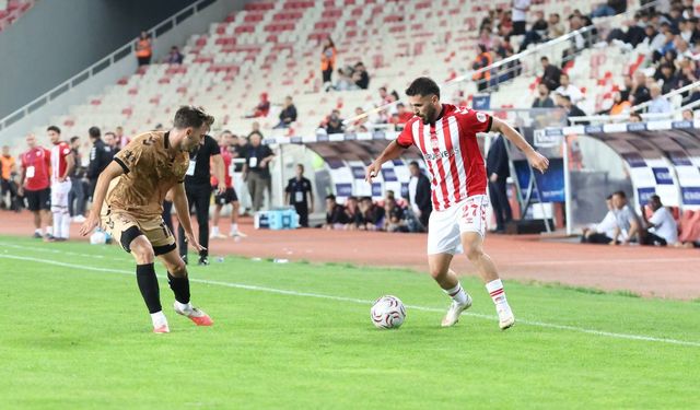 Mardin 1969 Spor karşısında 2-0 geriye düştüğü maçta skoru 2-2'ye getirdi