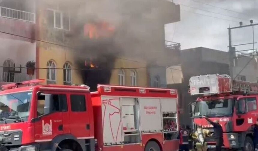 Yangın: 4 Kişi hastaneye kaldırıldı