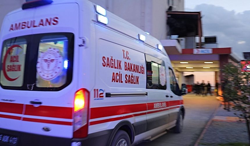 İdil'de otomobil şarampole yuvarlandı: 2 ölü, 3 yaralı