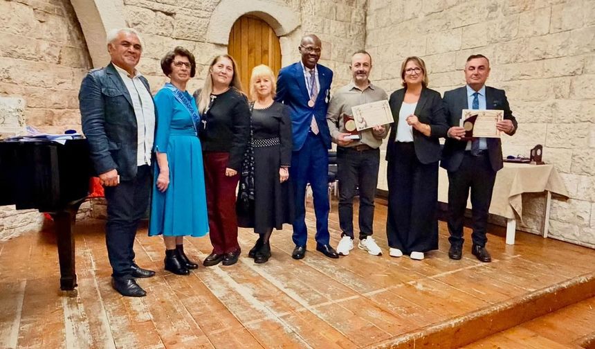 İdil’li Yazar Halil El’e ödül